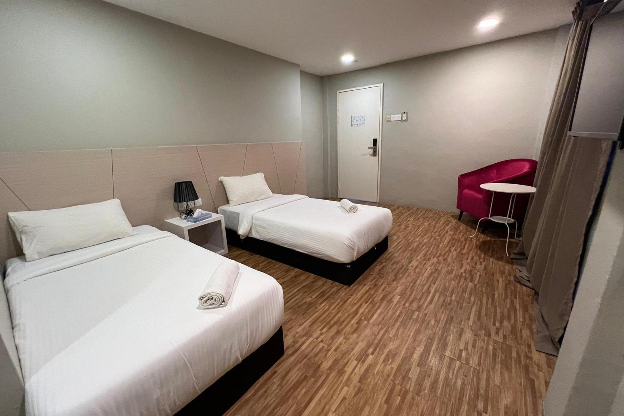 Princess Hotel Pontian Pontian Kechil Exterior foto